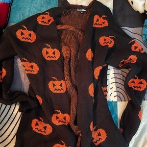Pumpkin cardigan 🧡